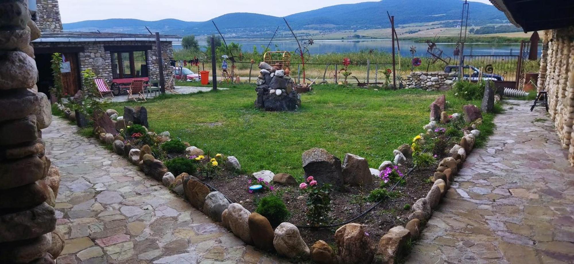 Готель Golden Cradle Bazaleti Екстер'єр фото